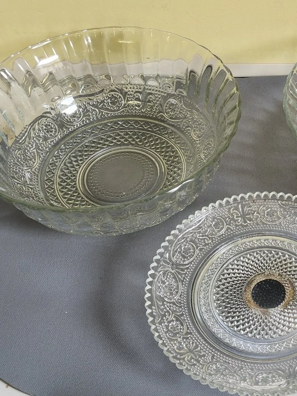 Pair of Elegant Vintage Serving Bowls & Candy Dish Pedestal with Silver Base - Picture 1 of 11